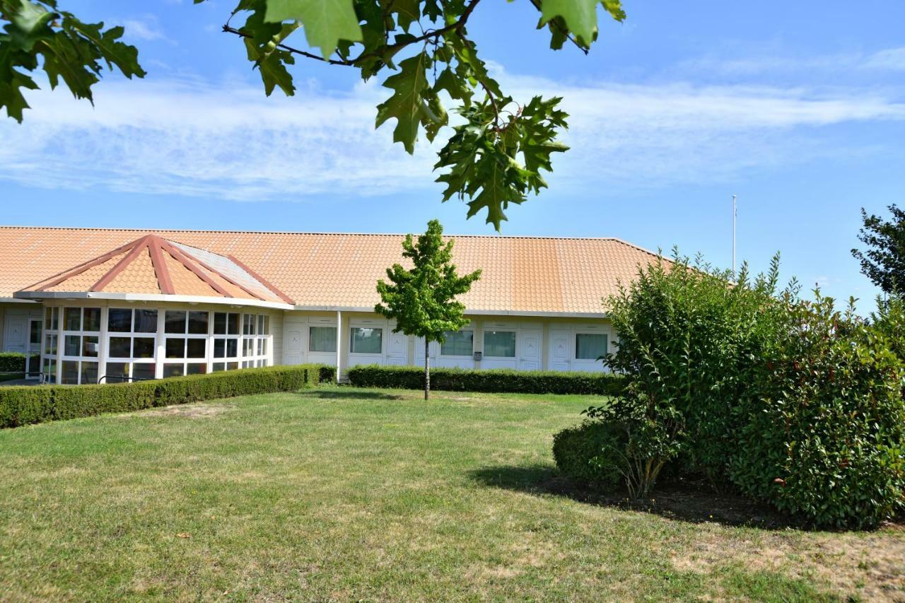 The Originals Access Aéroport, Hôtel Aurillac Exterior foto